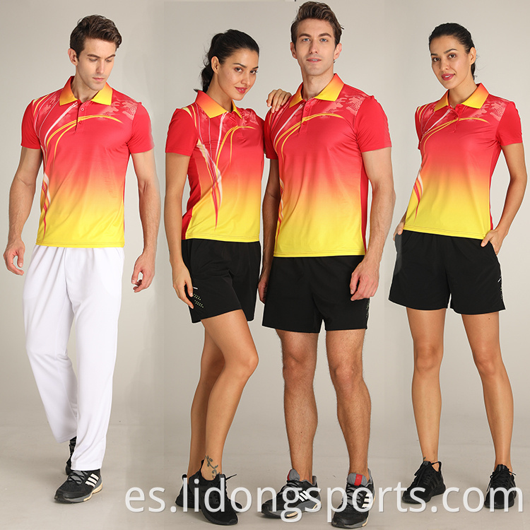 NUEVO diseño Fitness Clothing Gym Fitness Clothing Men Traje Sport Traje de tenis con alta calidad